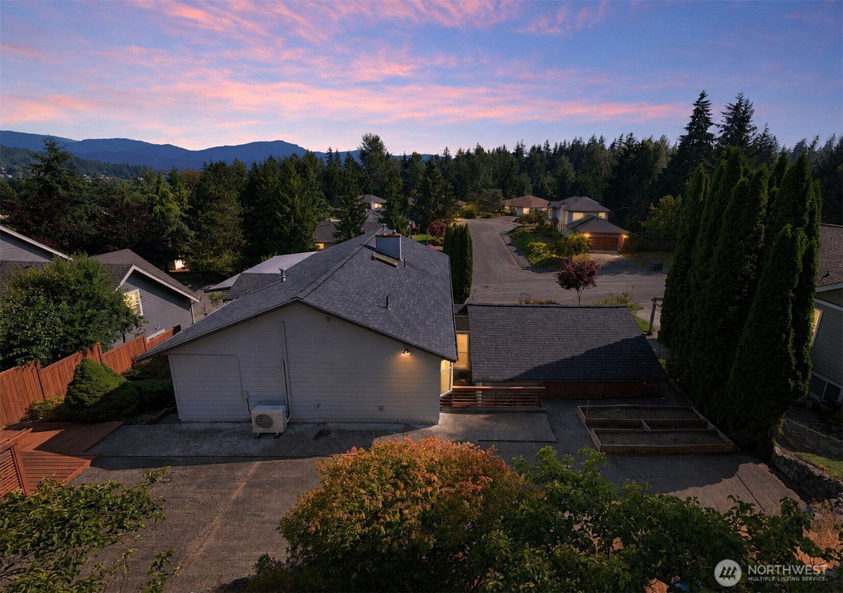 4215 Northridge Way