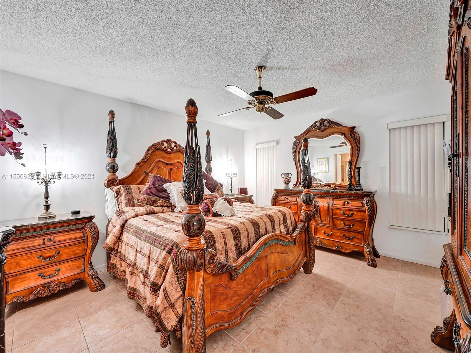 9180 Pine Springs Dr