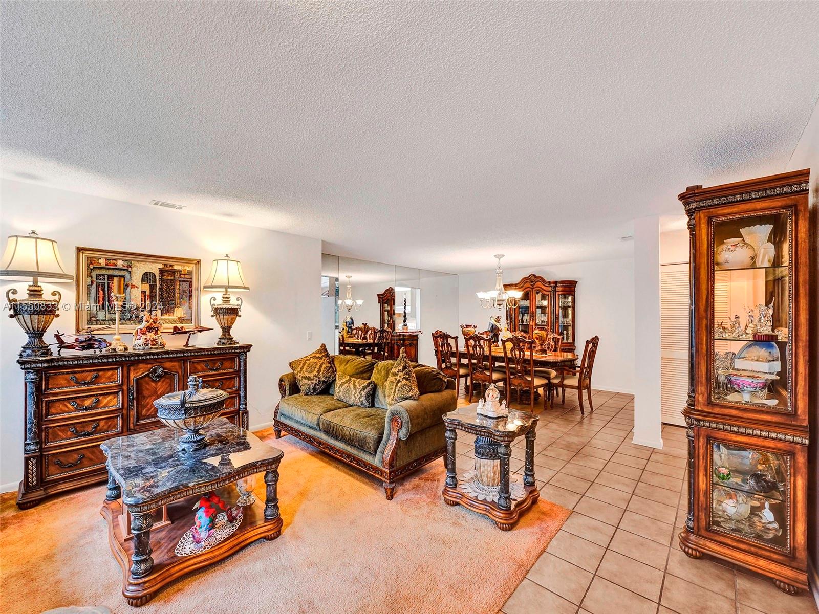 9180 Pine Springs Dr