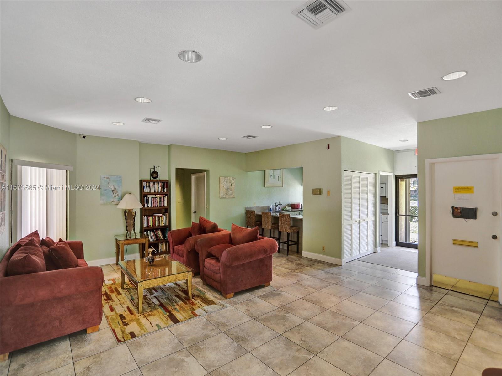 2905 SW 22nd Cir # 40C