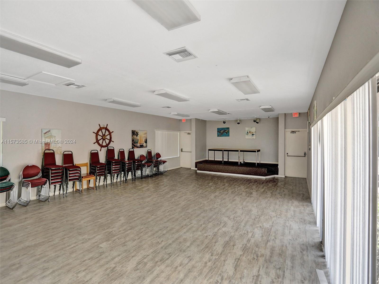 2905 SW 22nd Cir # 40C