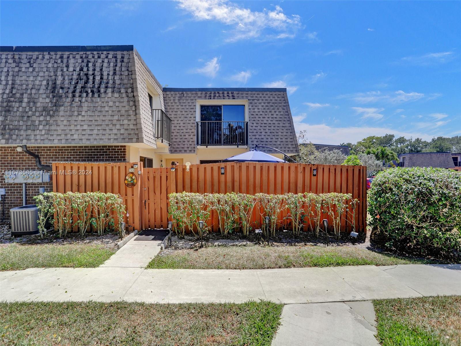 2905 SW 22nd Cir # 40C