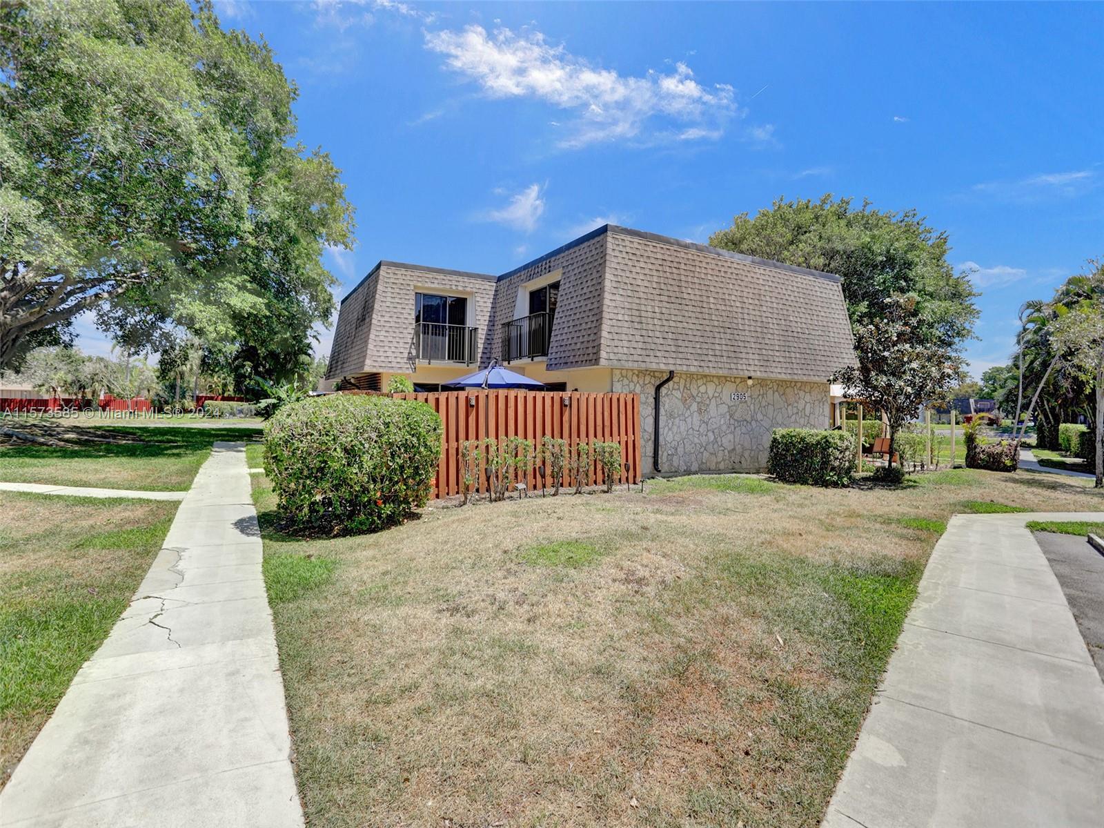 2905 SW 22nd Cir # 40C