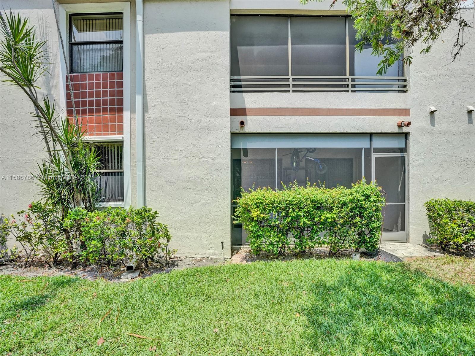 9831 NW 3rd St # 9831