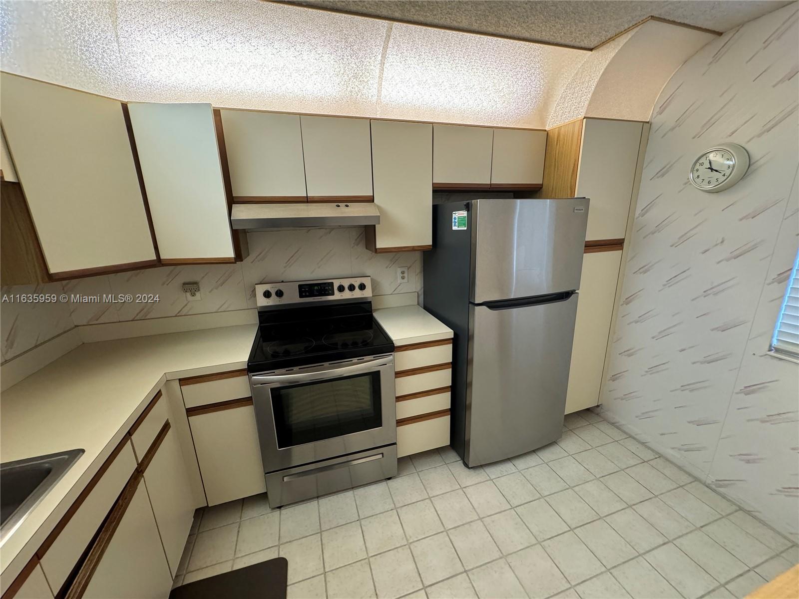 3100 NW 42nd Ave # D405