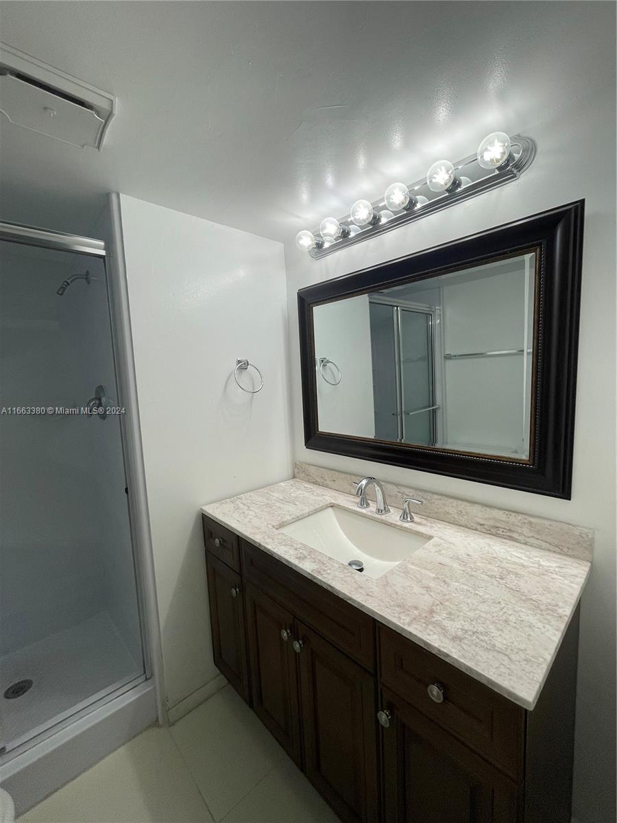 8515 Sunrise Lakes Blvd Unit: 102