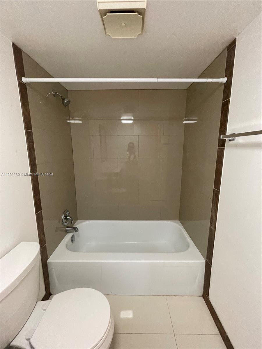 8515 Sunrise Lakes Blvd Unit: 102