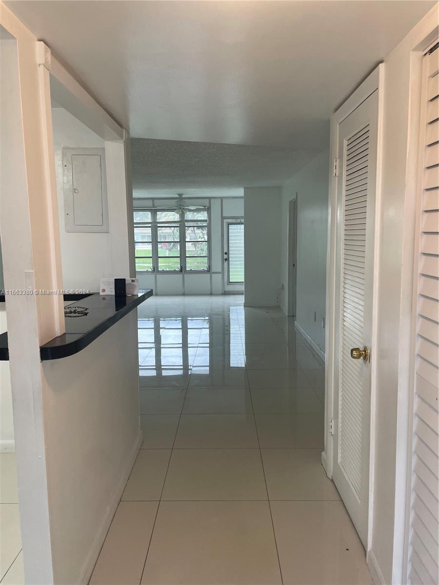 8515 Sunrise Lakes Blvd Unit: 102