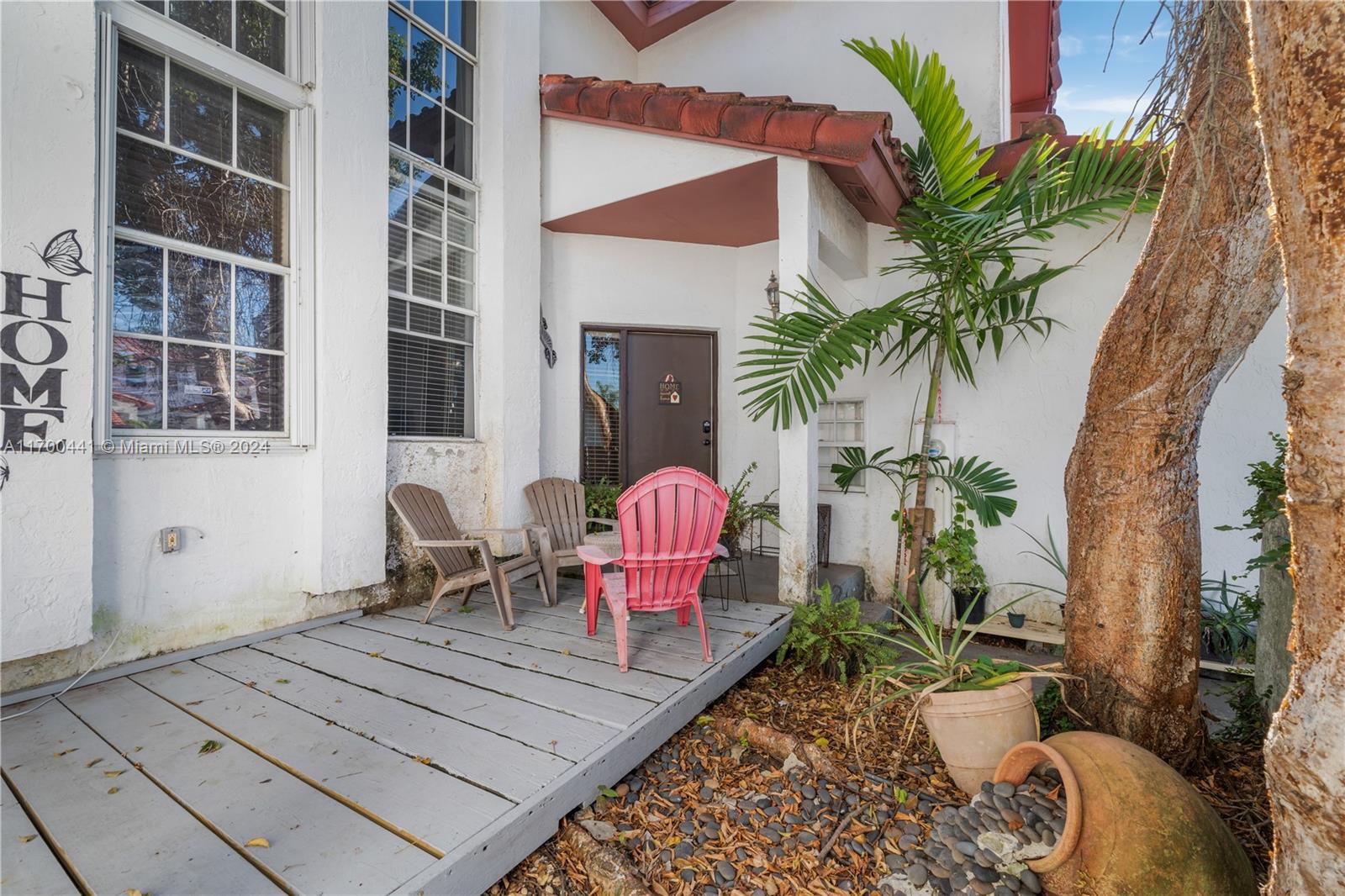 20935 SW 84th Ave # 20935