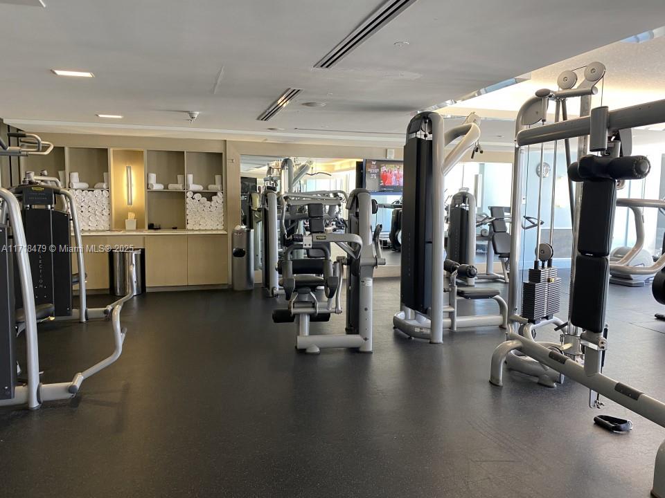 3101 Bayshore Dr # 1601