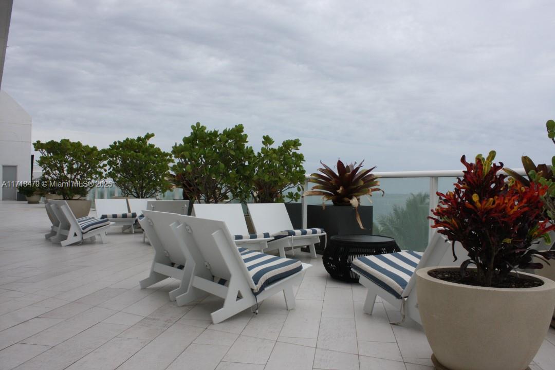 3101 Bayshore Dr # 1601