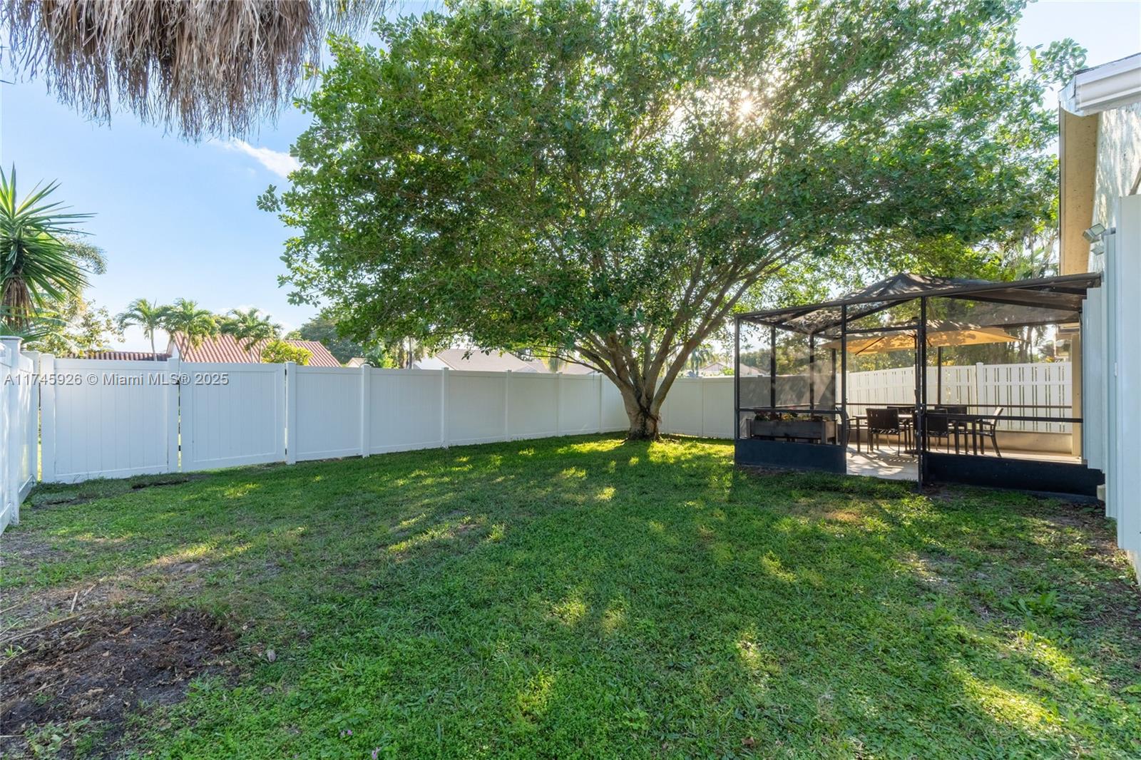 9068 Pine Springs Dr