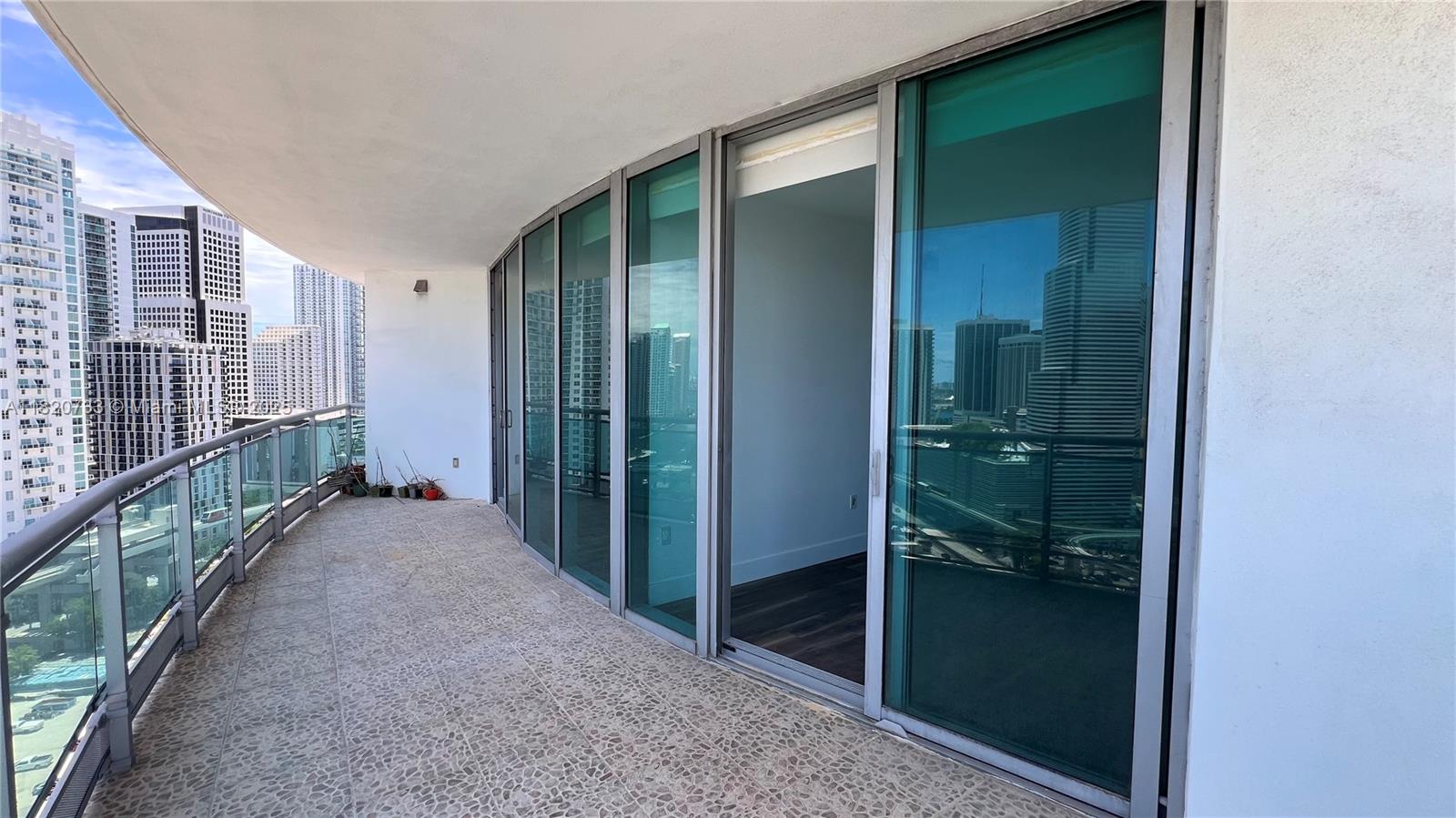 350 S Miami Ave Unit: 2401