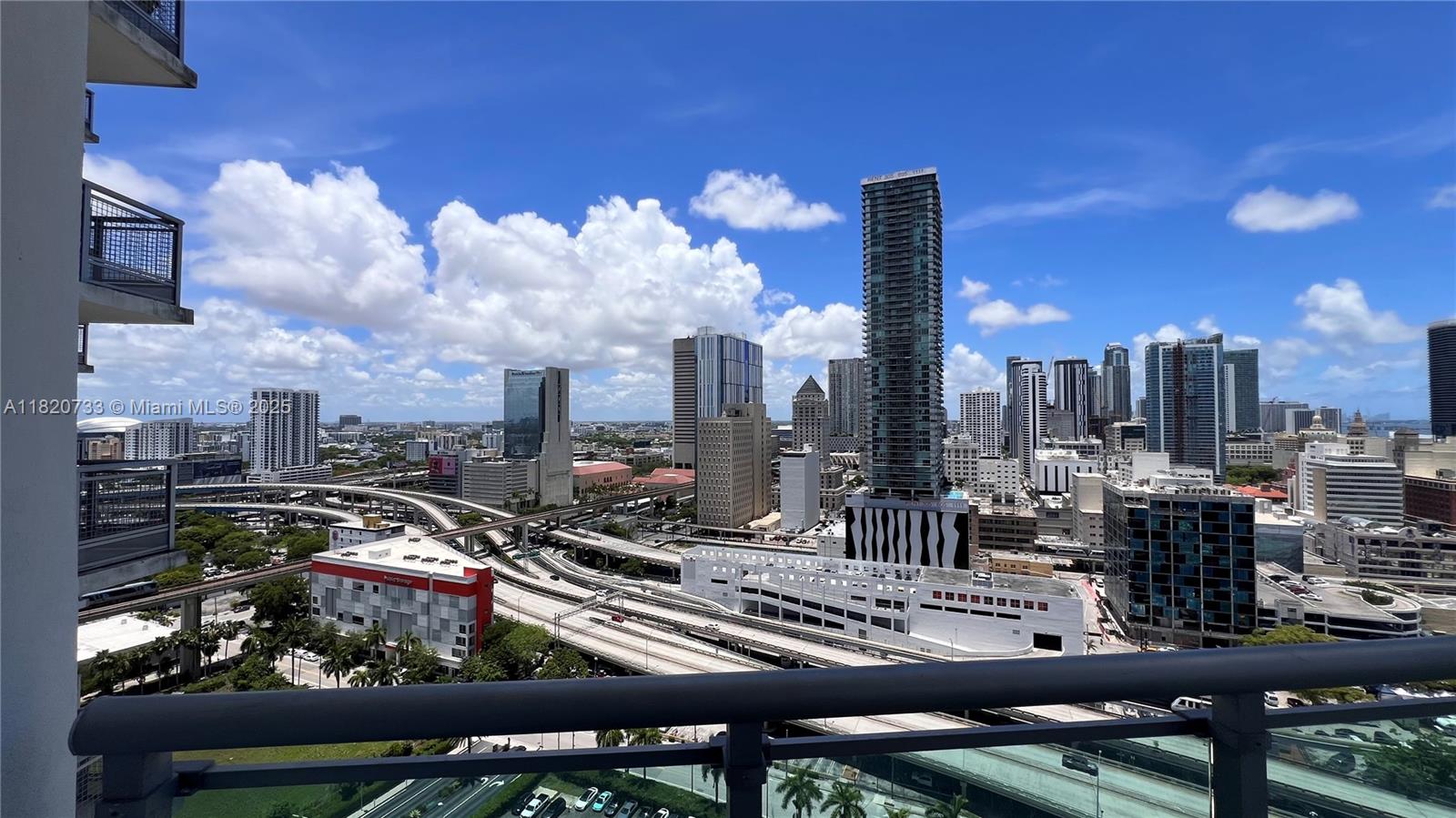 350 S Miami Ave Unit: 2401