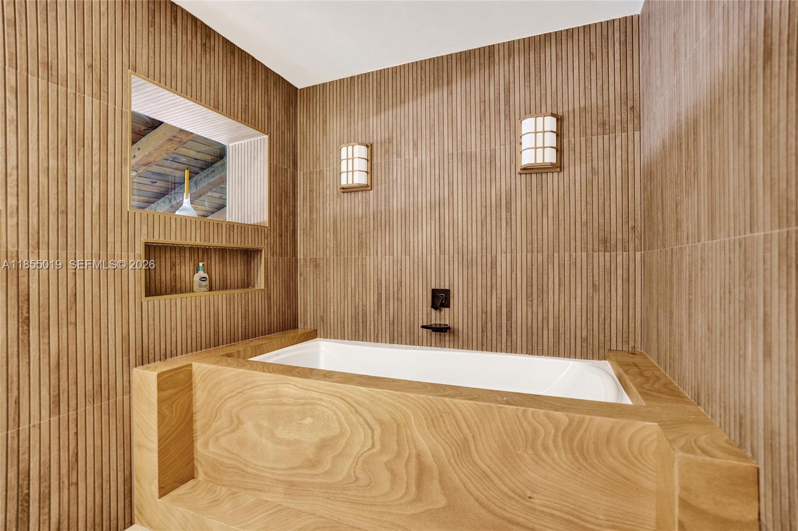 3621 Lime Hill Rd # 202