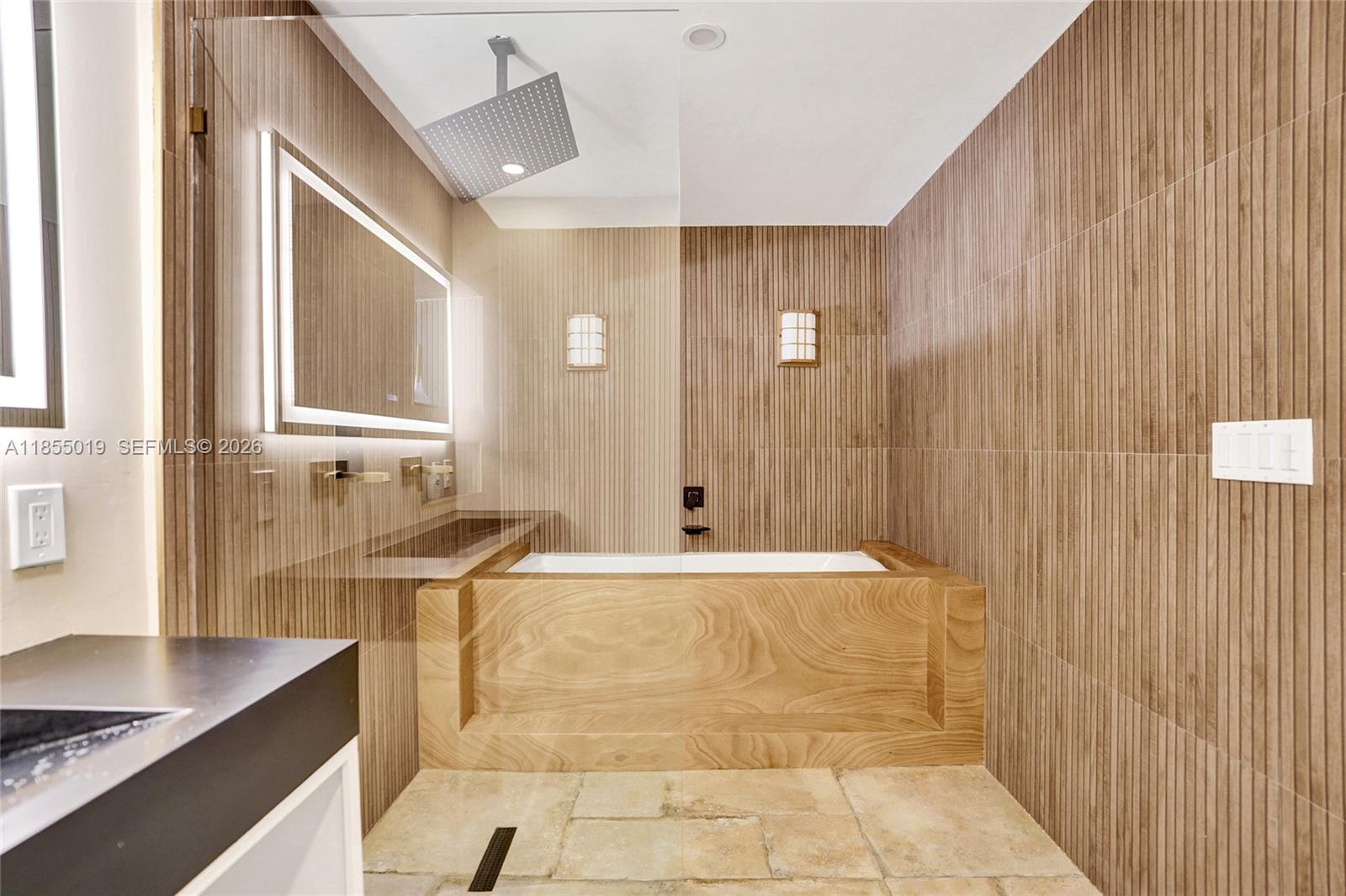 3621 Lime Hill Rd # 202