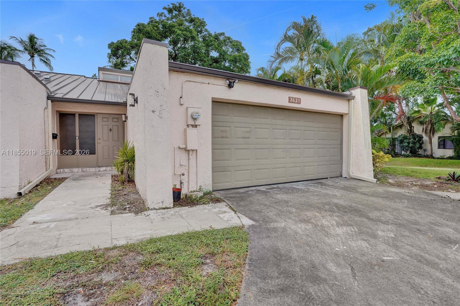 3621 Lime Hill Rd # 202