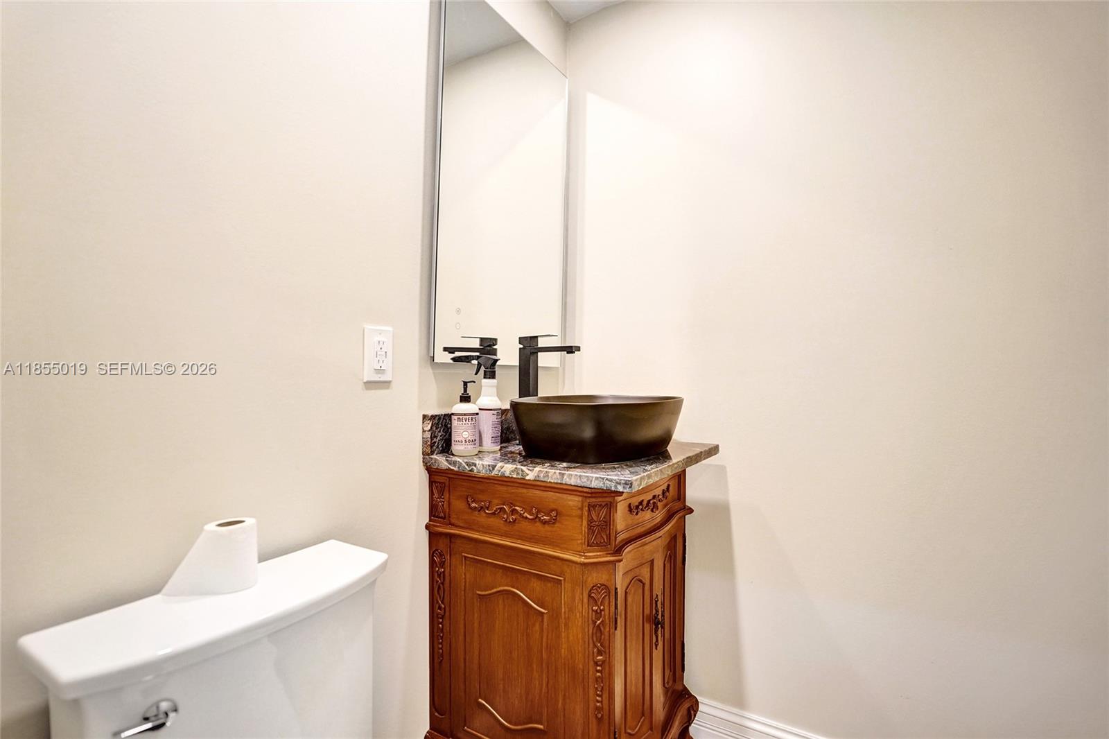 3621 Lime Hill Rd # 202