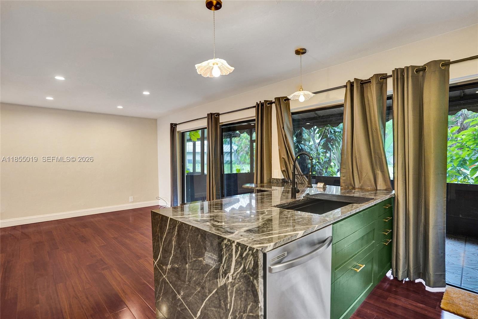 3621 Lime Hill Rd # 202