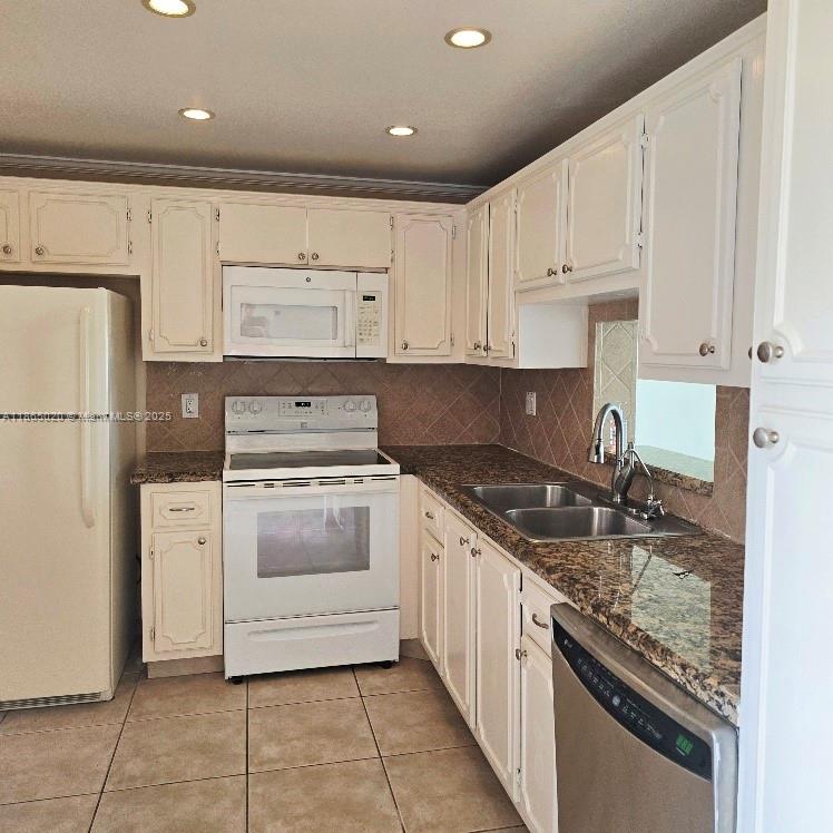 205 SE 11th Ter # 302