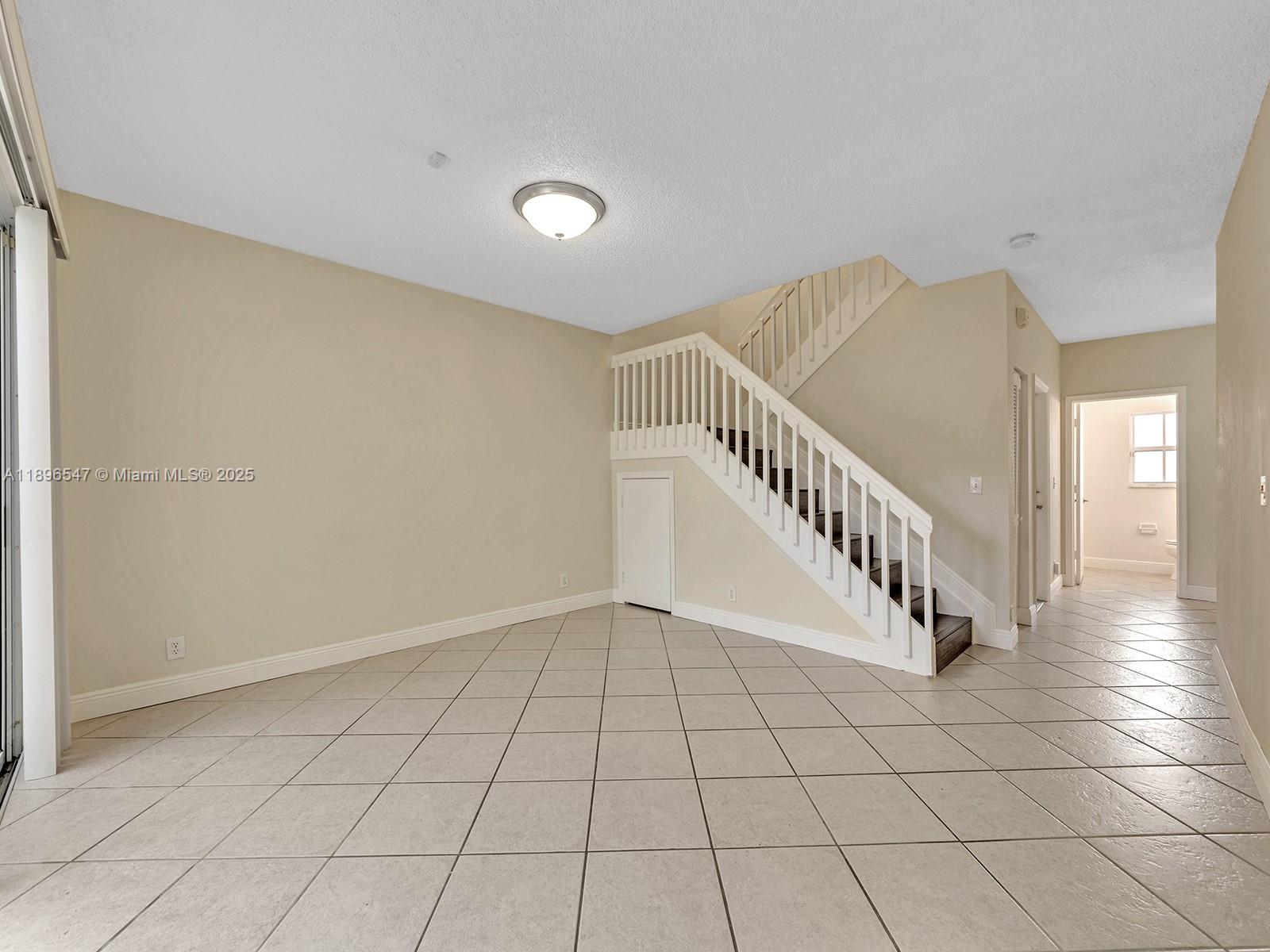 16879 SW 1st Mnr # 0