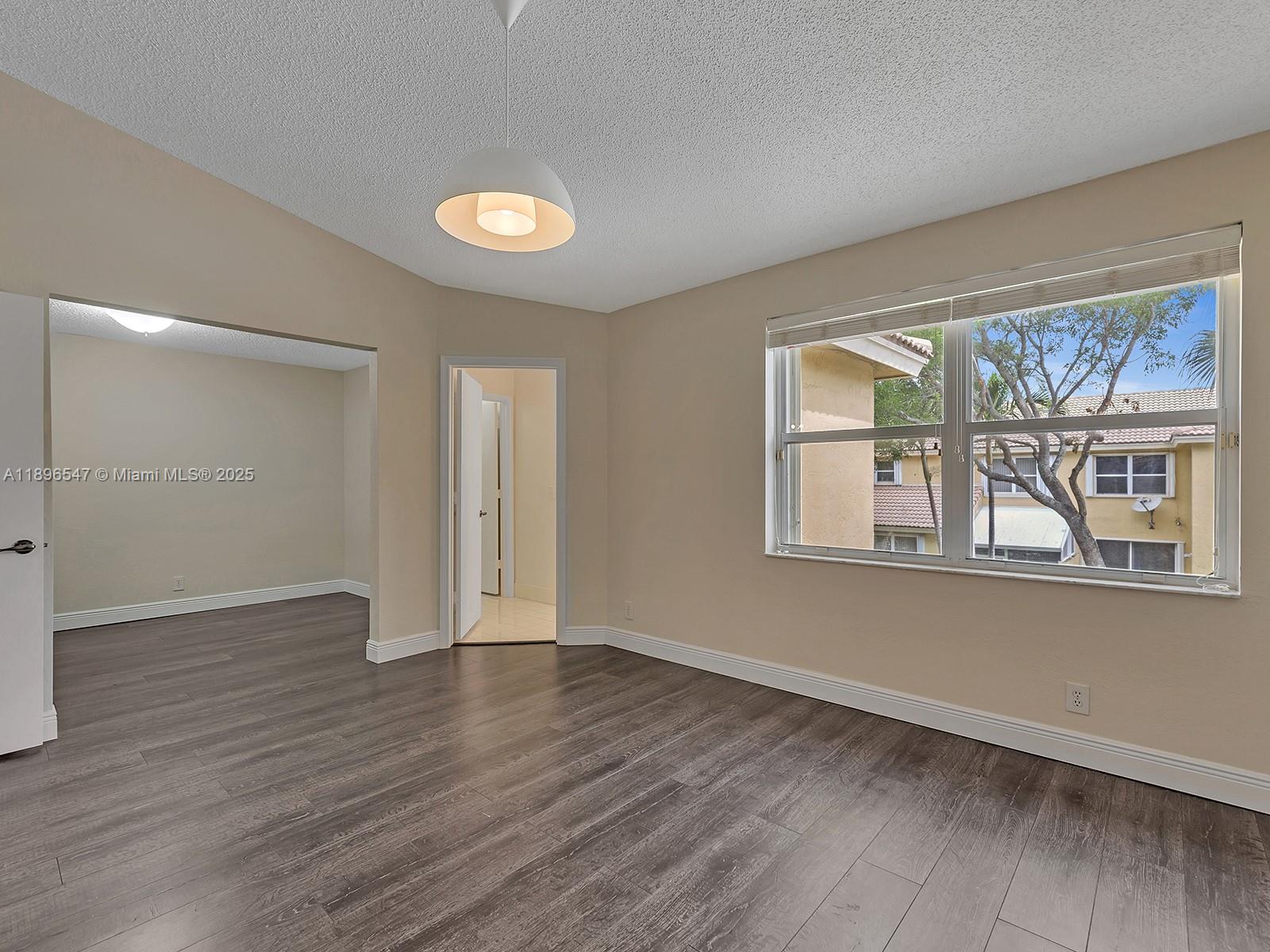 16879 SW 1st Mnr # 0