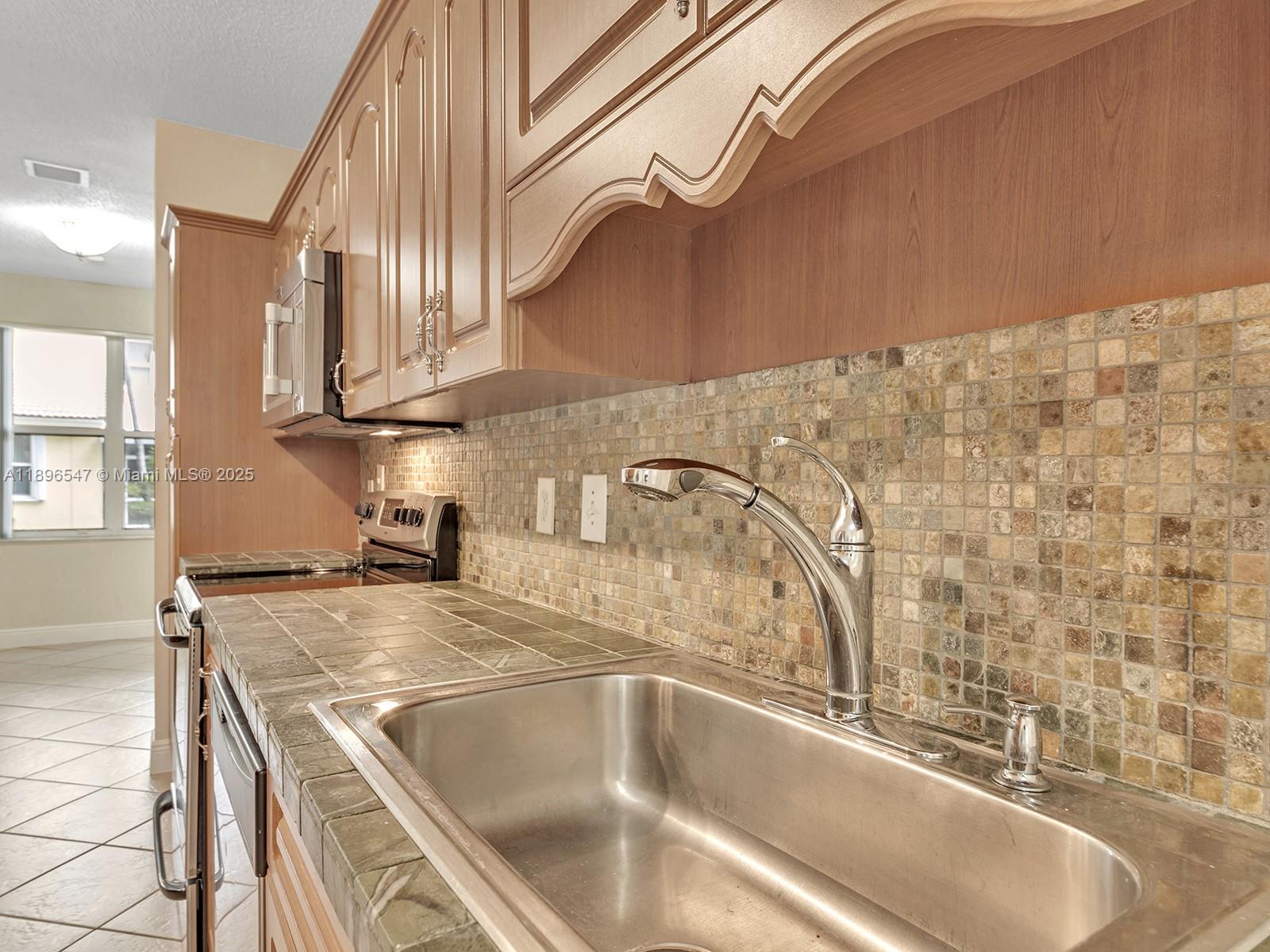 16879 SW 1st Mnr # 0