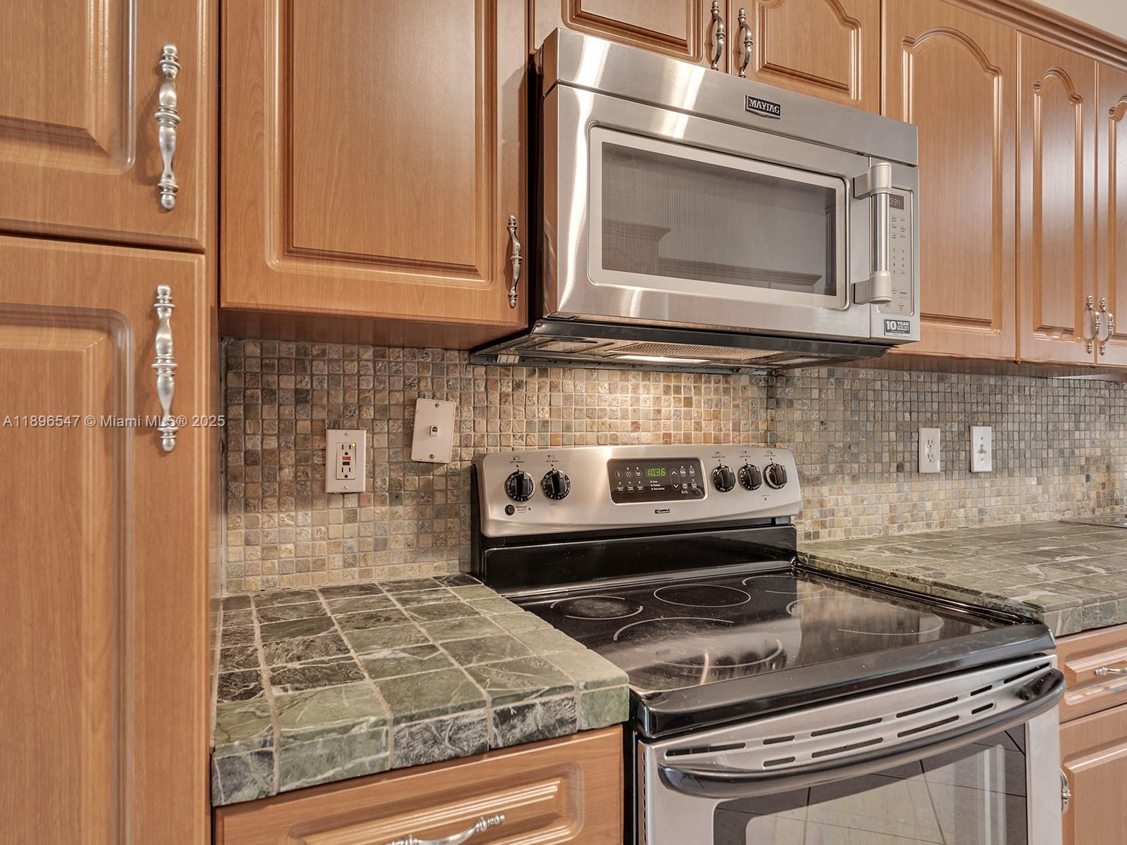 16879 SW 1st Mnr # 0