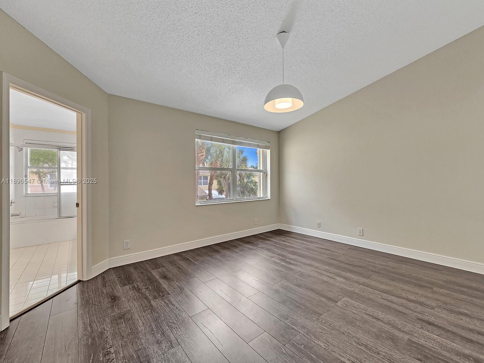 16879 SW 1st Mnr # 0