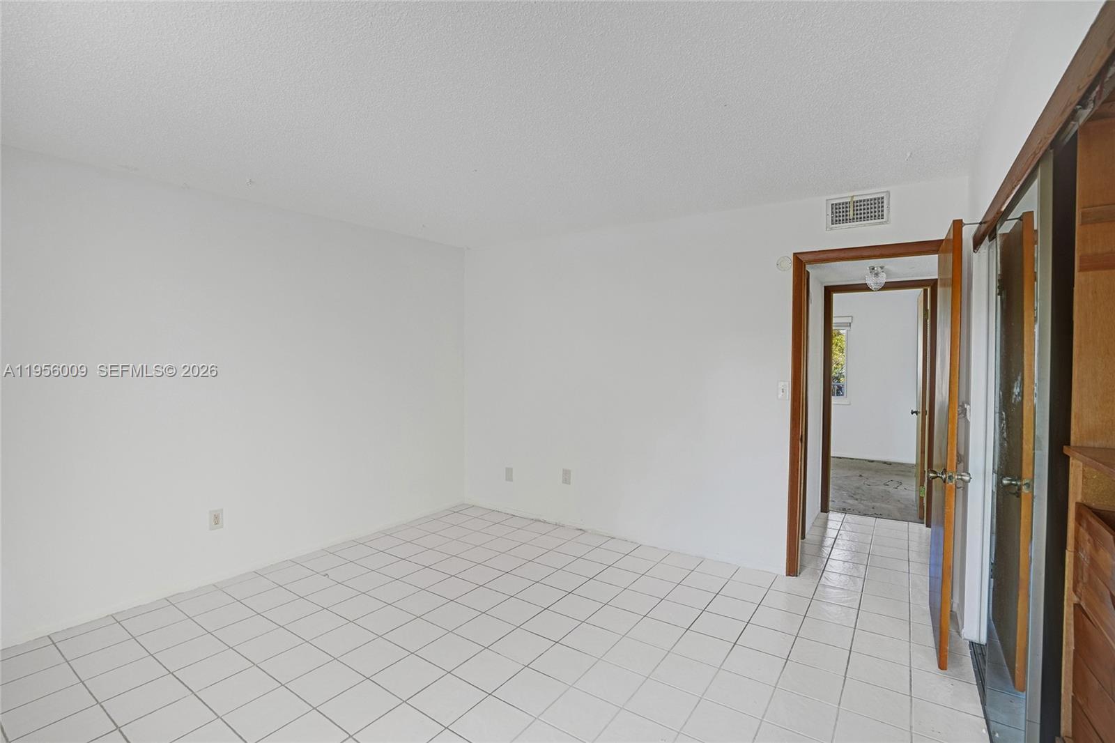 7705 SW 86th St # 307 Unit: B-307