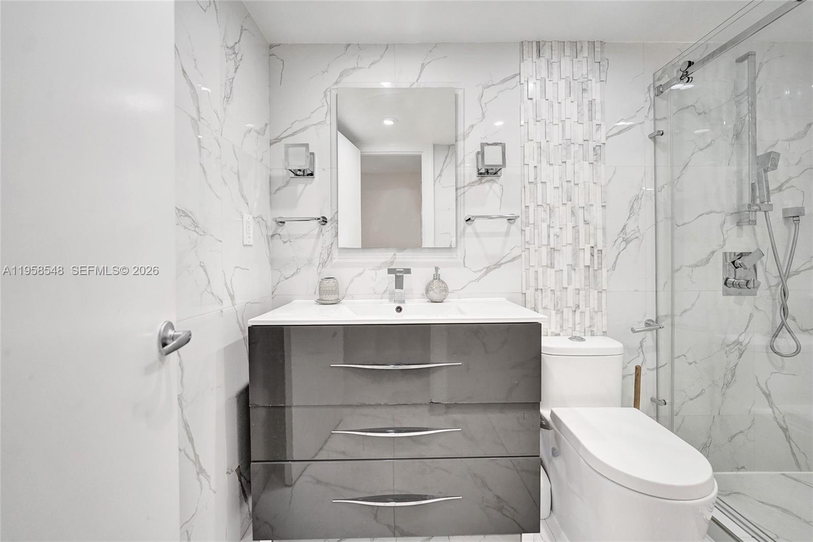 6911 Environ Blvd # 1K