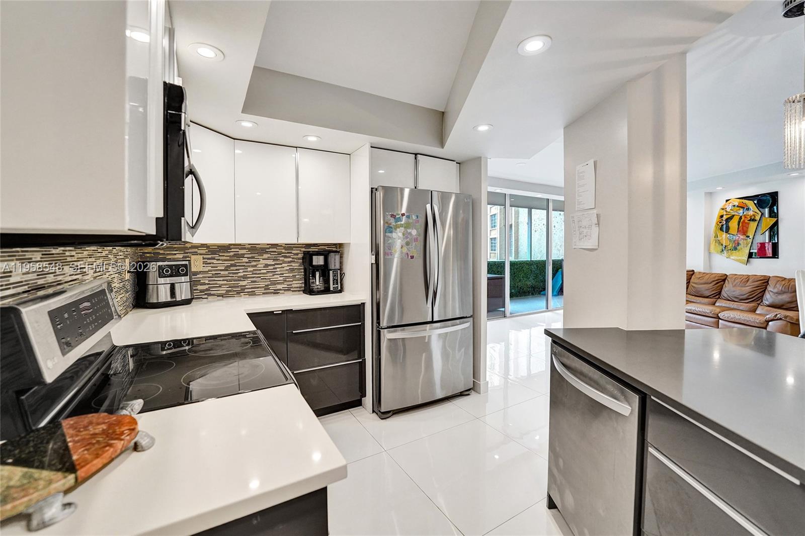 6911 Environ Blvd # 1K