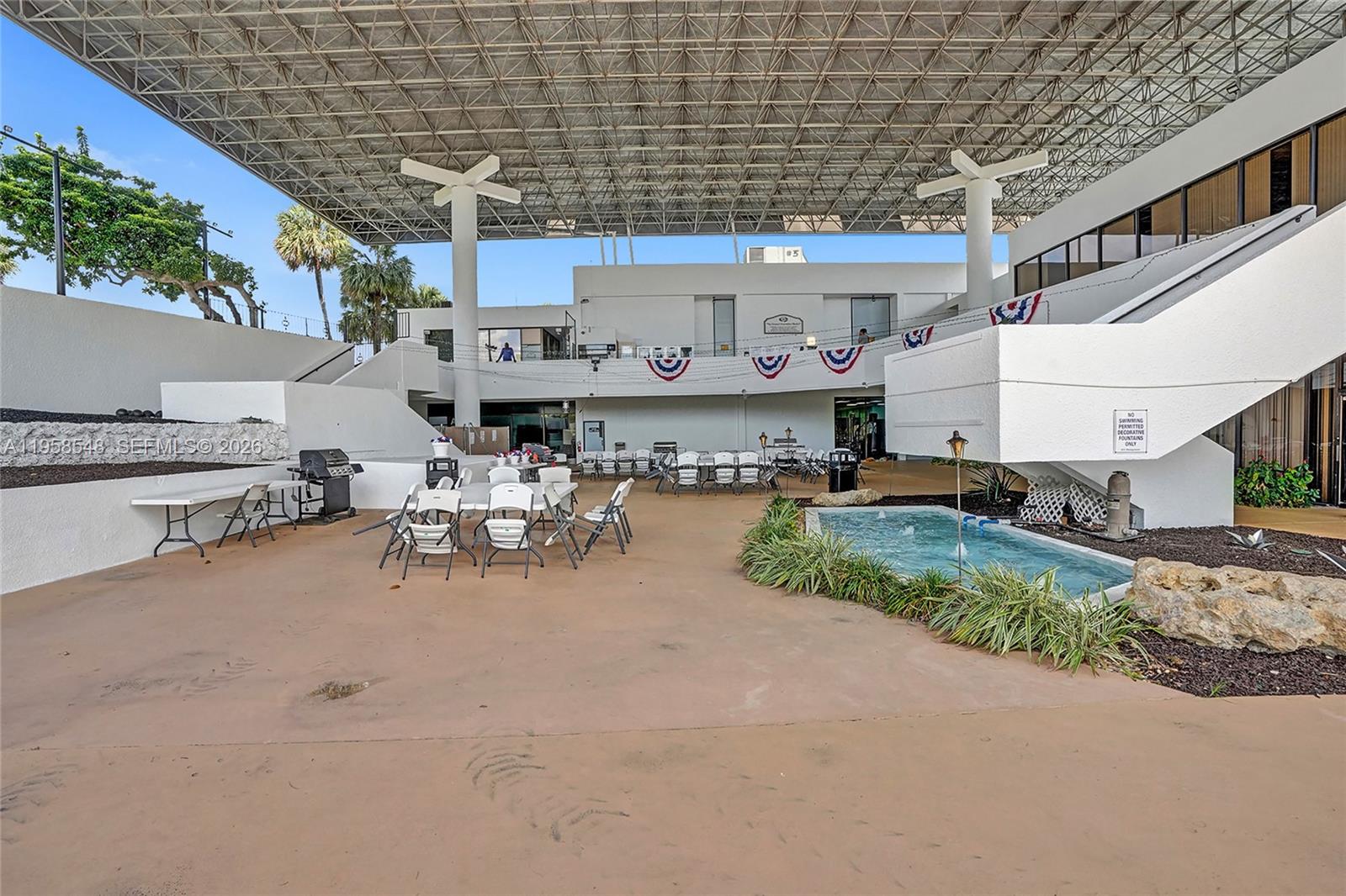 6911 Environ Blvd # 1K