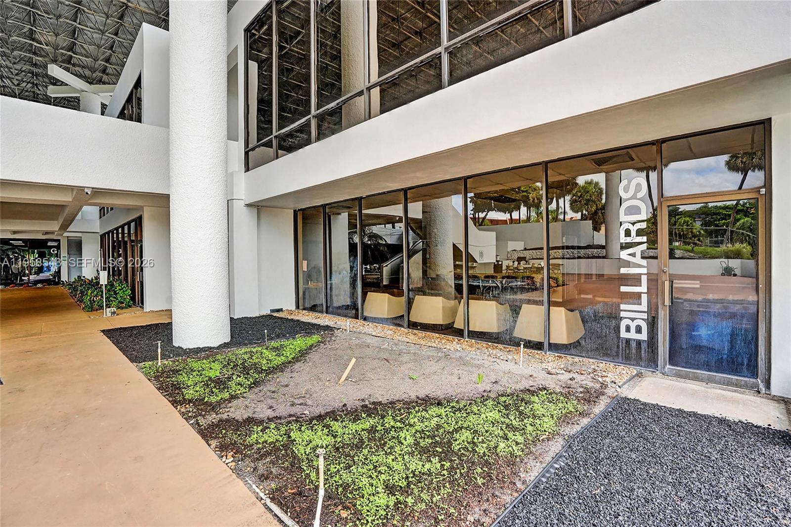 6911 Environ Blvd # 1K