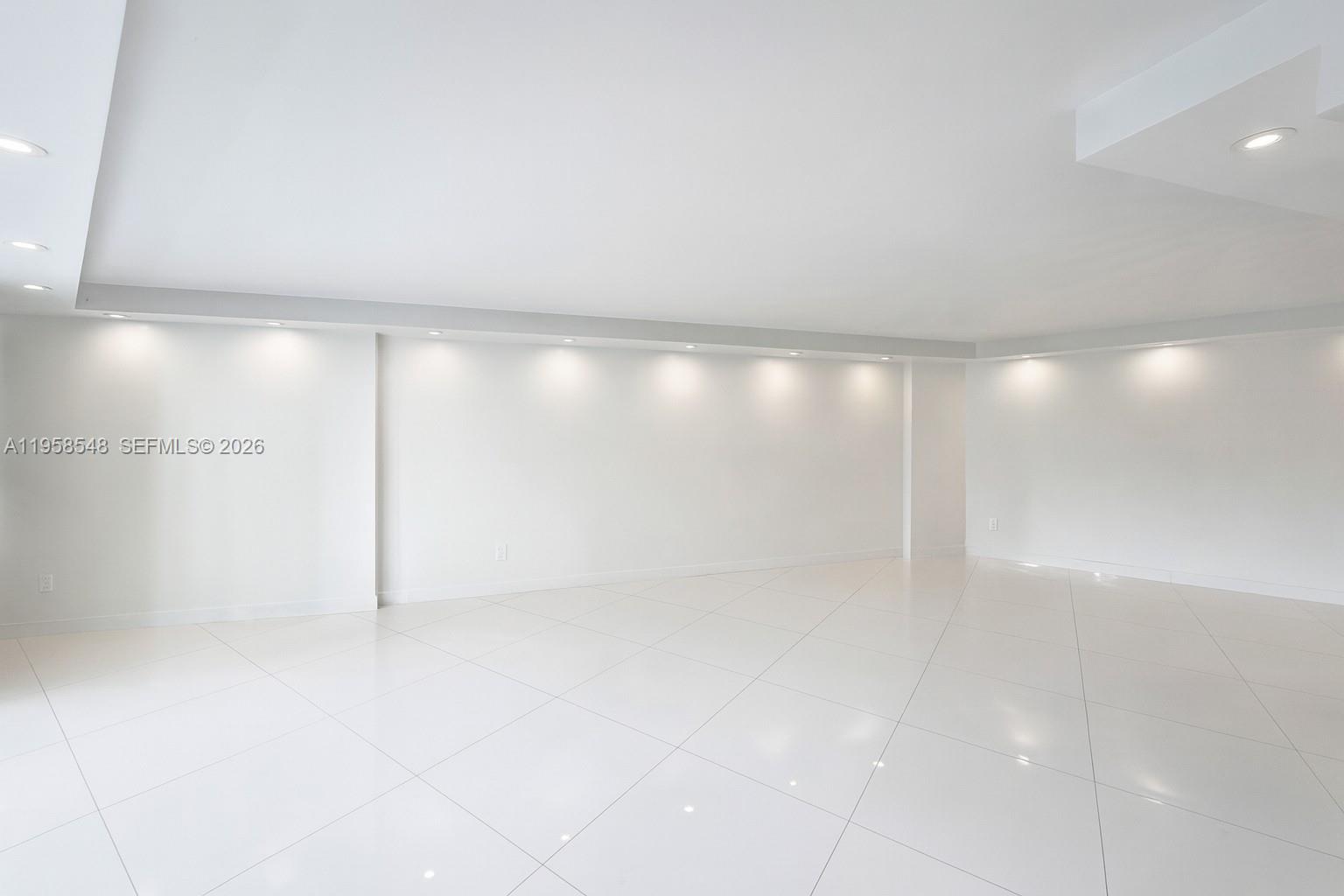 6911 Environ Blvd # 1K