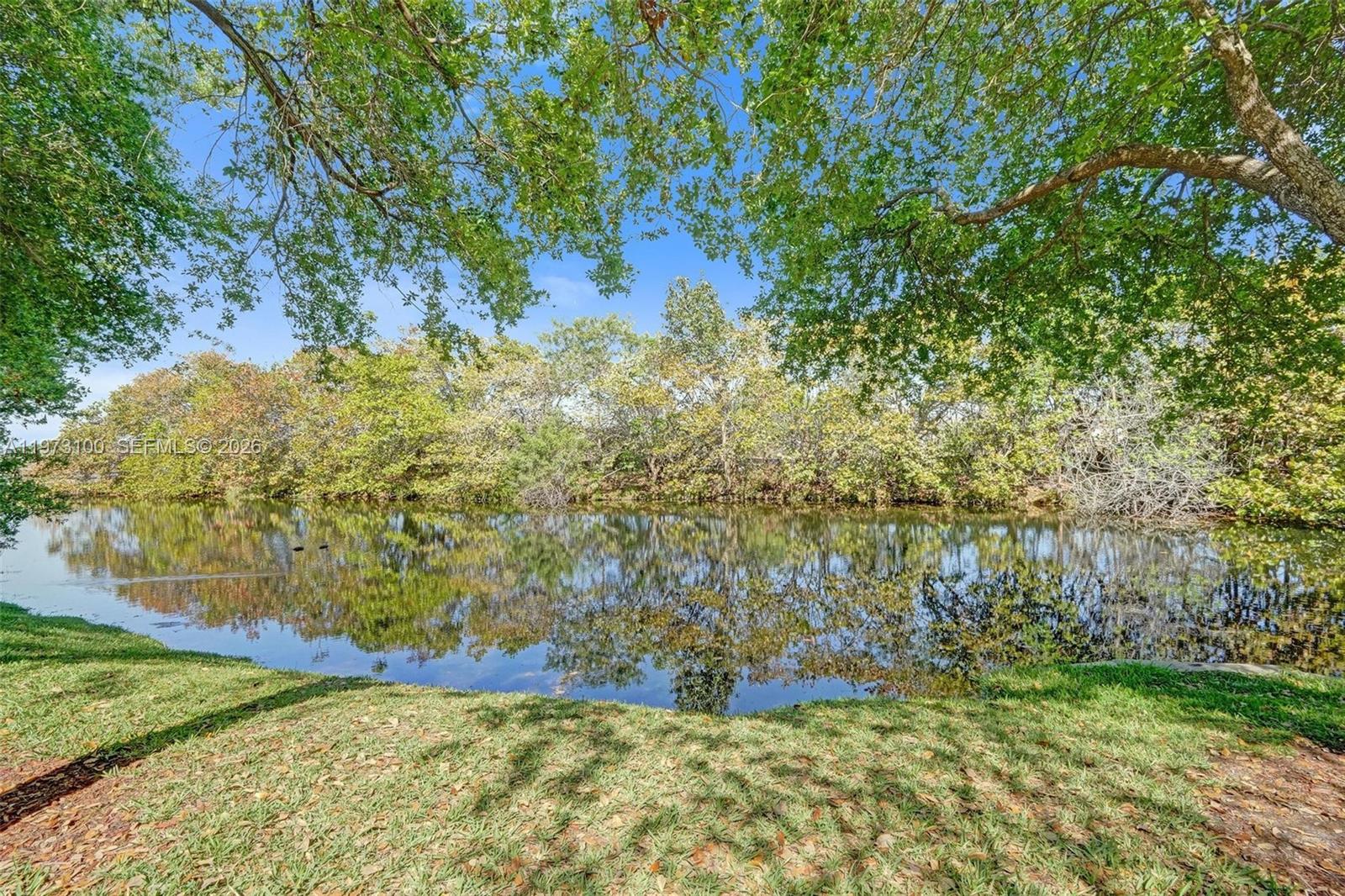 4403 Woodland Cir