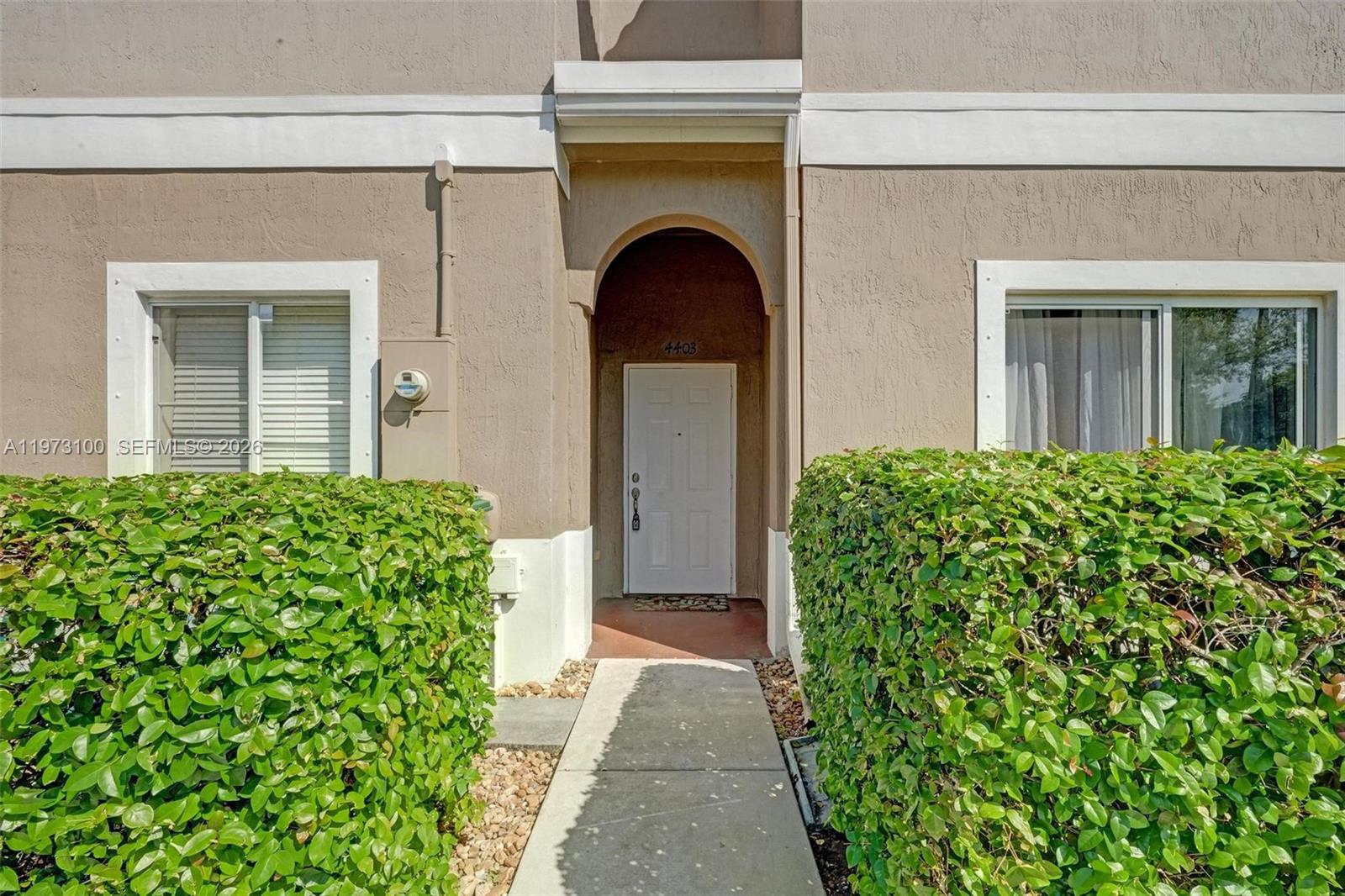 4403 Woodland Cir