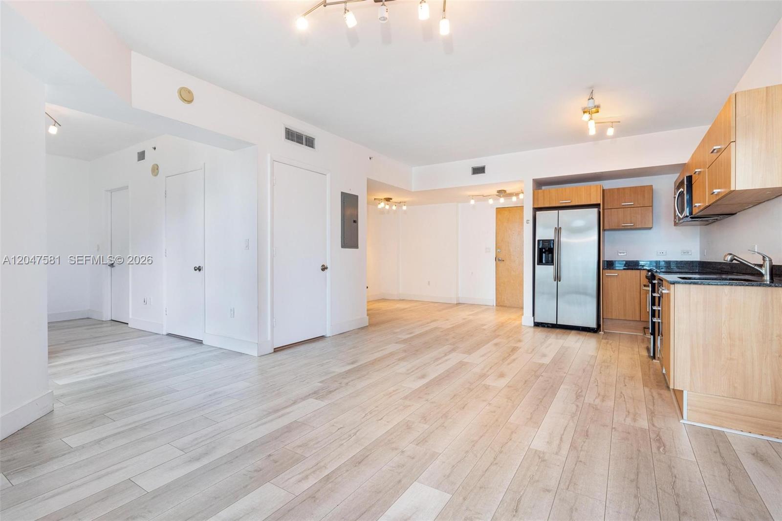 350 S Miami Ave Unit: 2108