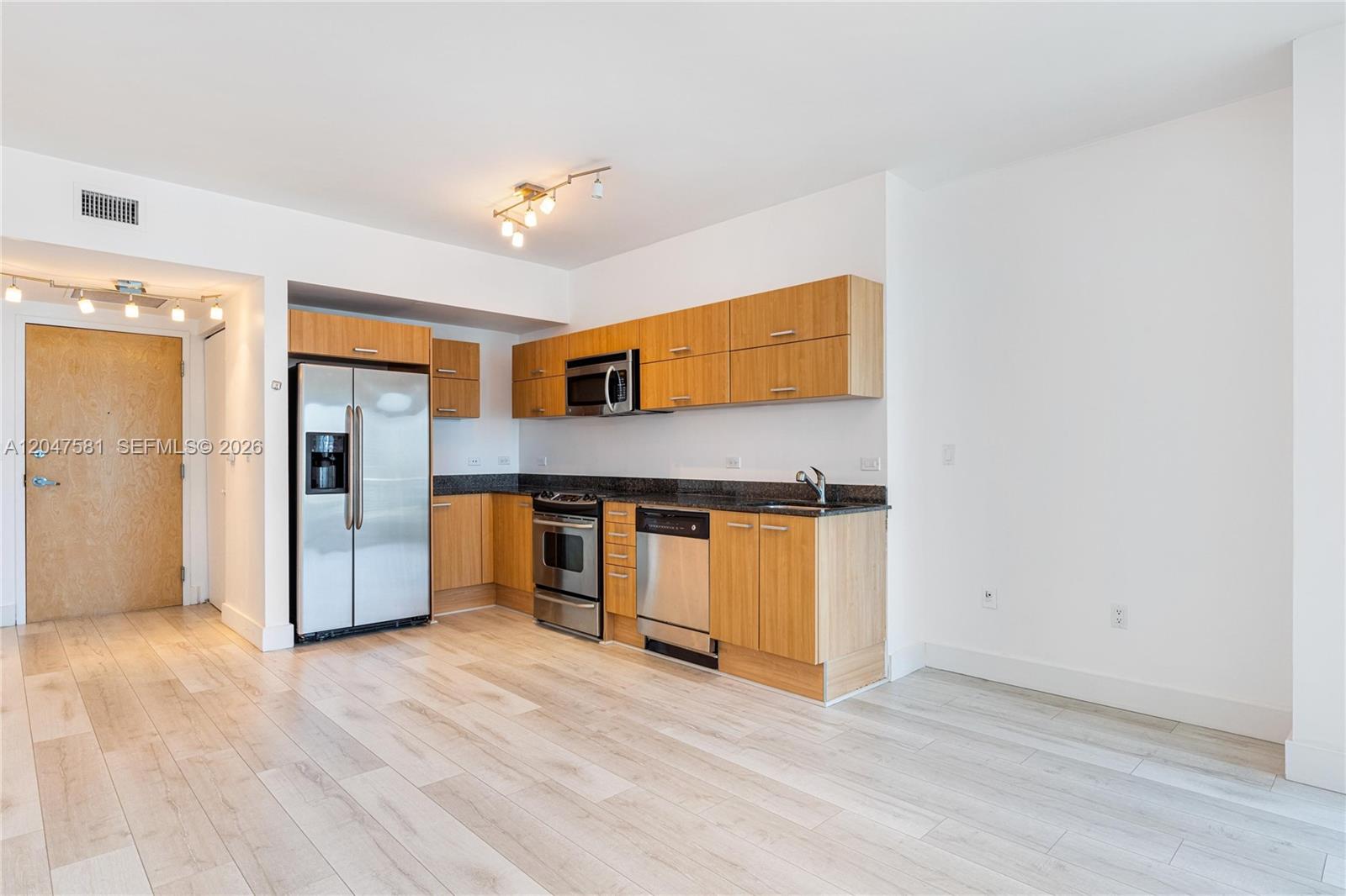 350 S Miami Ave Unit: 2108