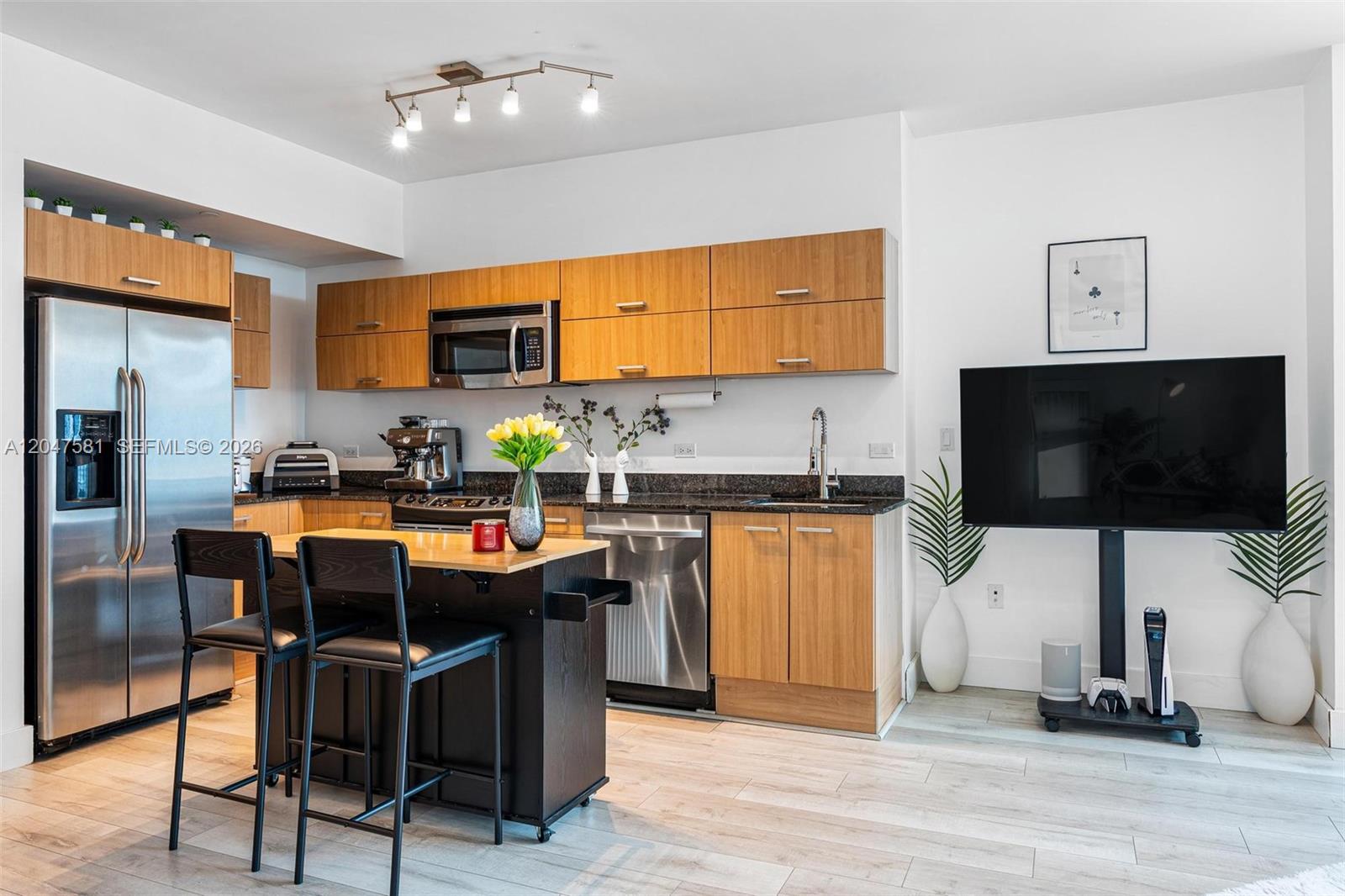 350 S Miami Ave Unit: 2108