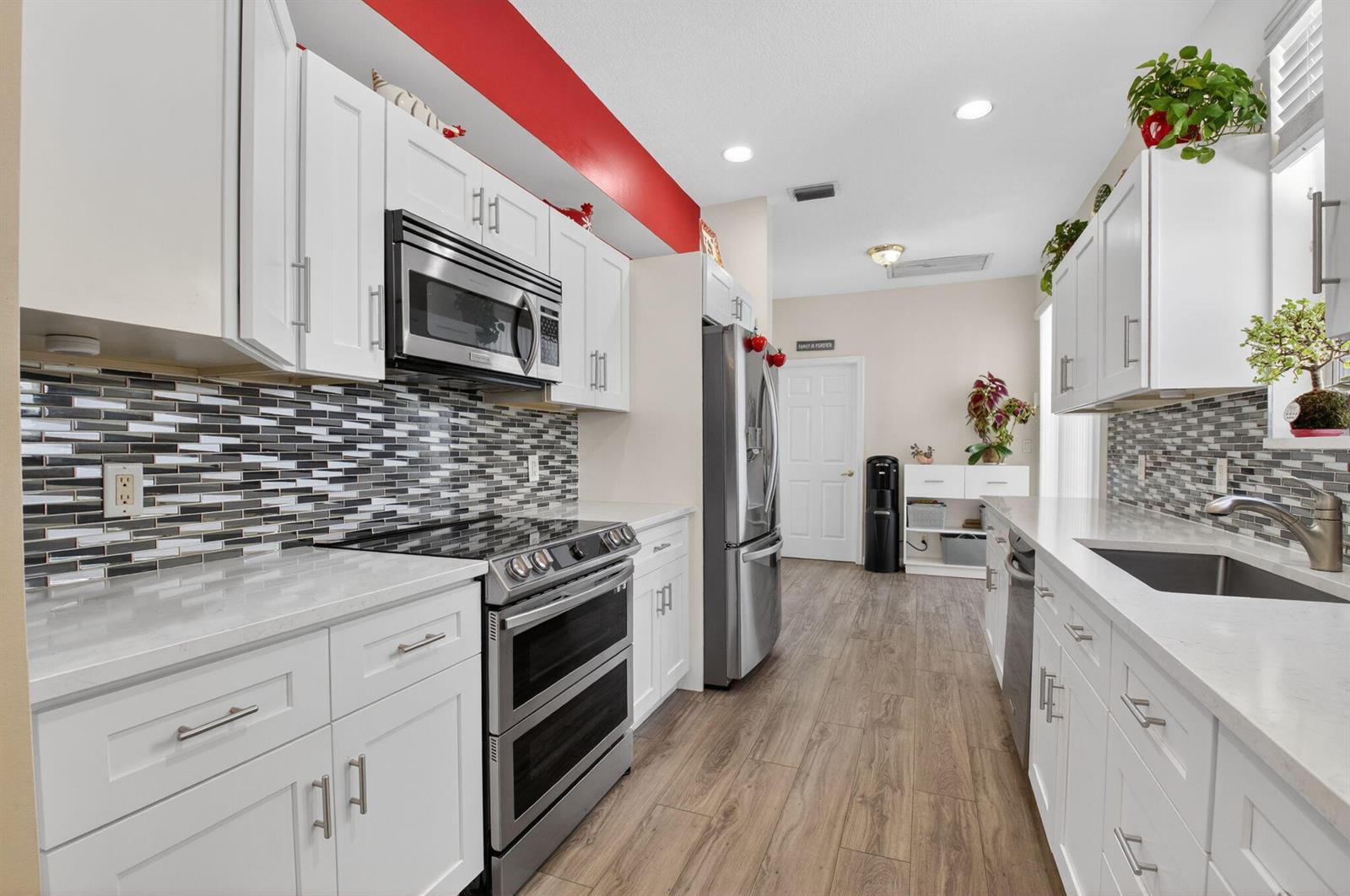 8111 Hampton Wood Drive