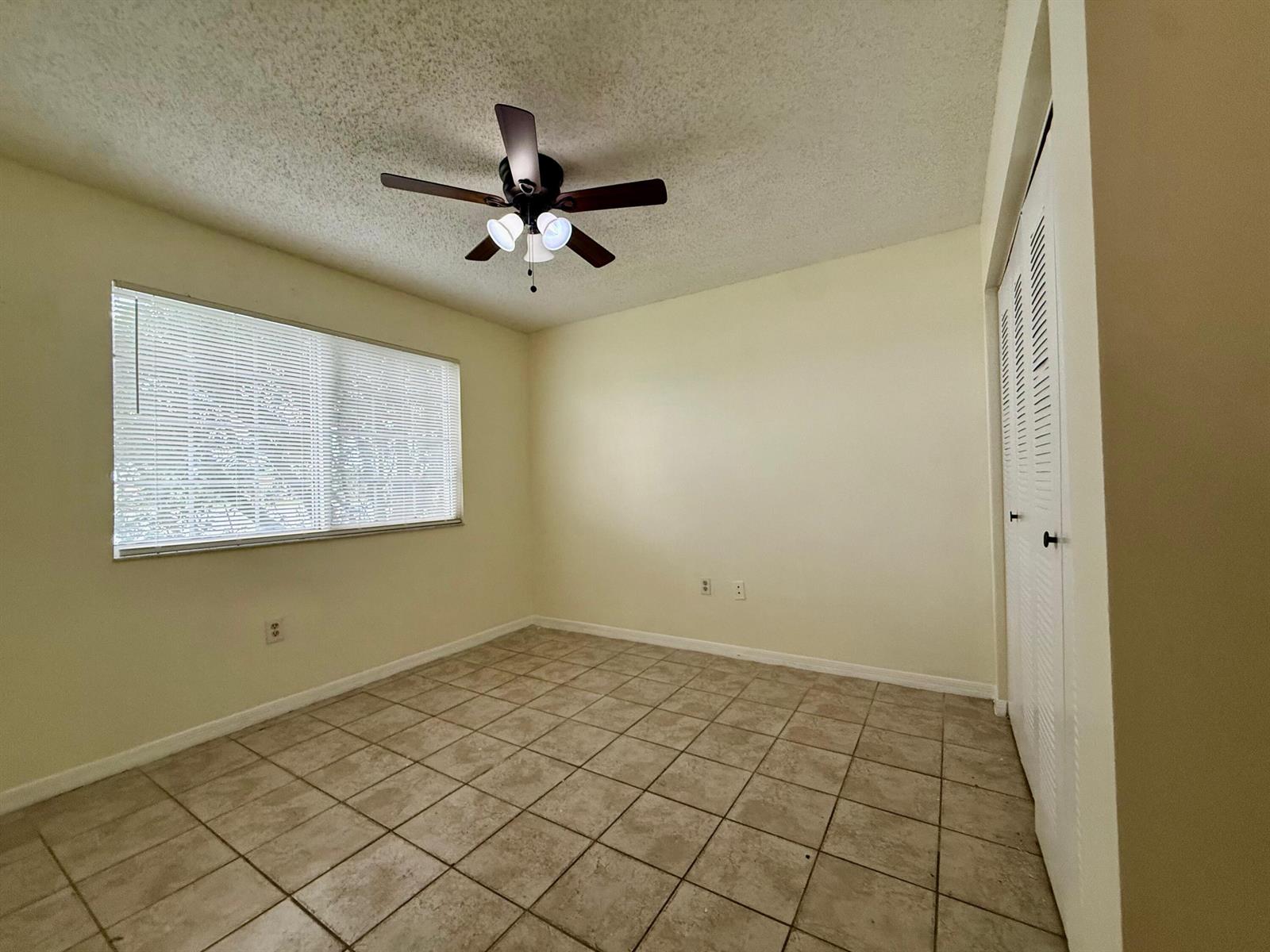 5065 Wiles Road # 204