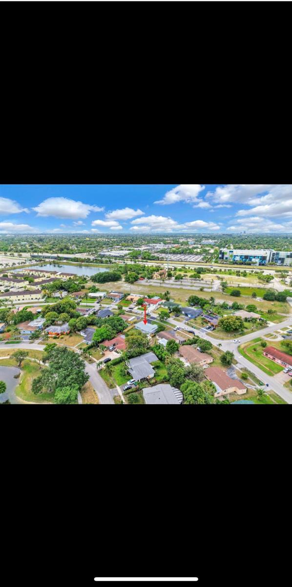 1112 NW 43rd Terrace