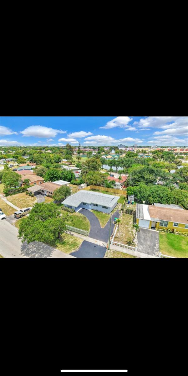 1112 NW 43rd Terrace