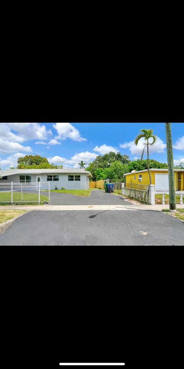 1112 NW 43rd Terrace
