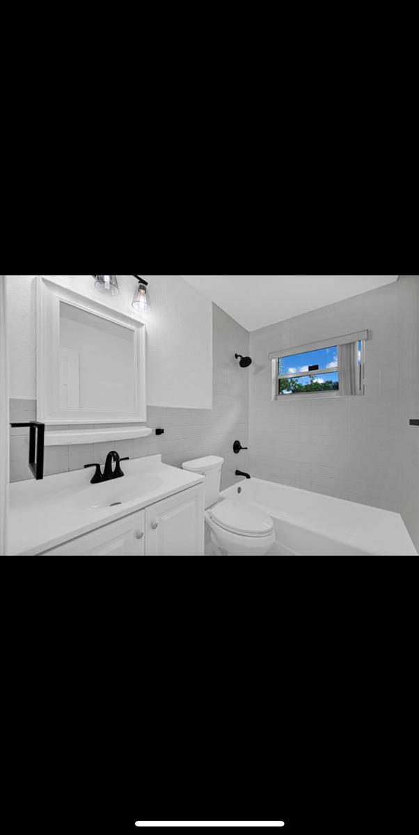 1112 NW 43rd Terrace