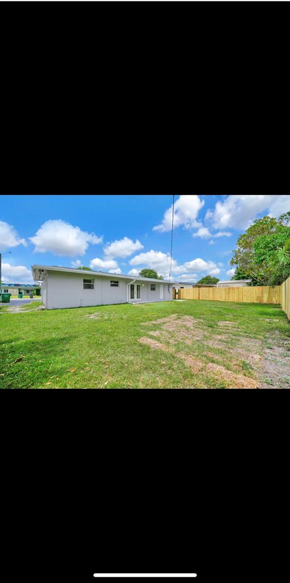 1112 NW 43rd Terrace