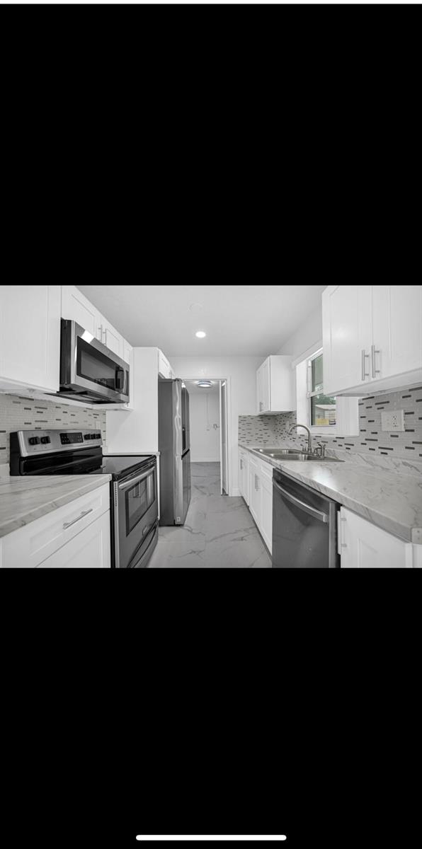 1112 NW 43rd Terrace