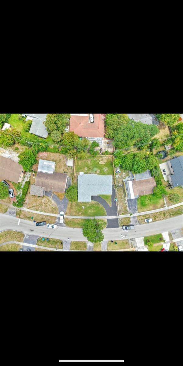 1112 NW 43rd Terrace