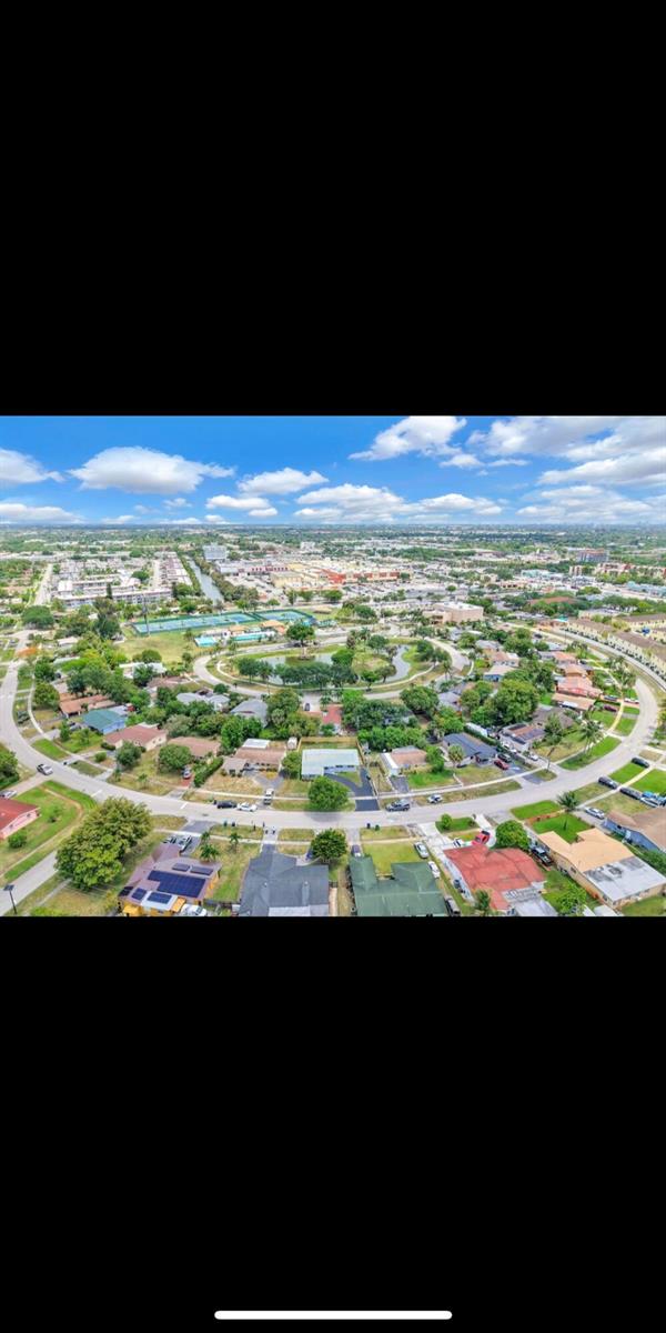 1112 NW 43rd Terrace